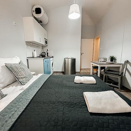 Elso Apartments Praag Buitenkant foto